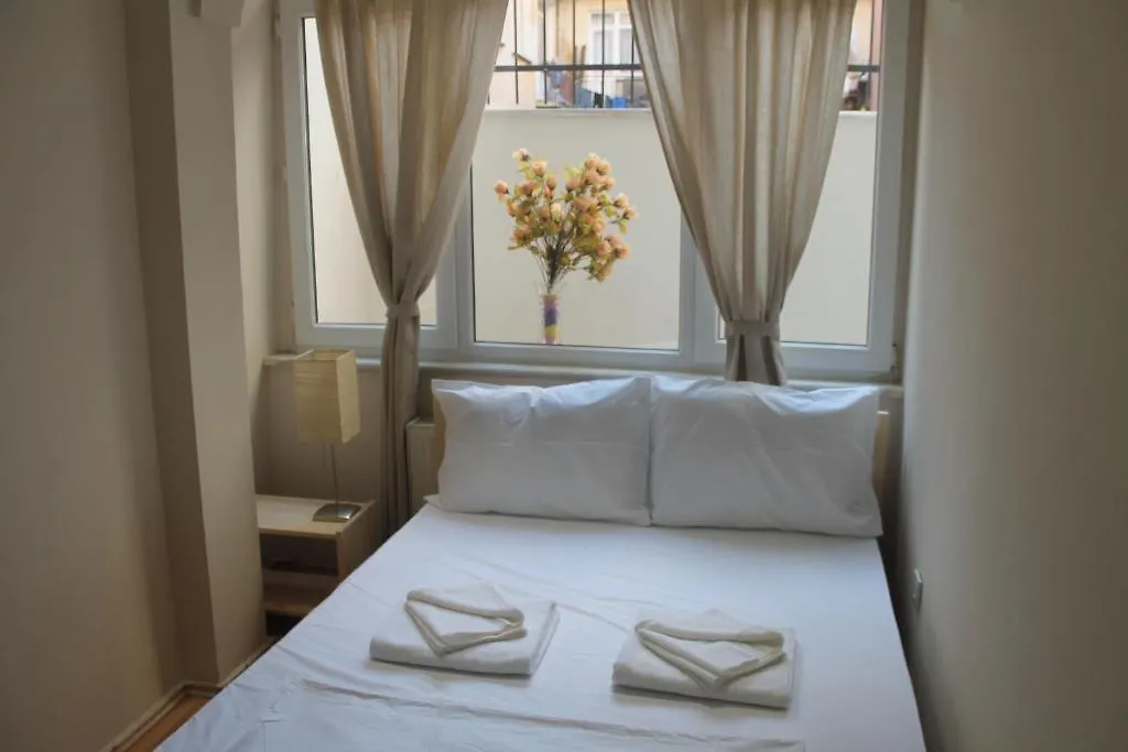Pera Apartment Стамбул