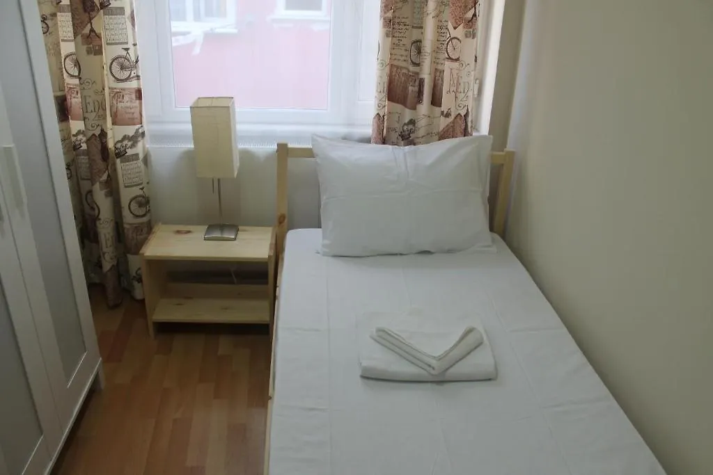 Pera Apartment Estambul